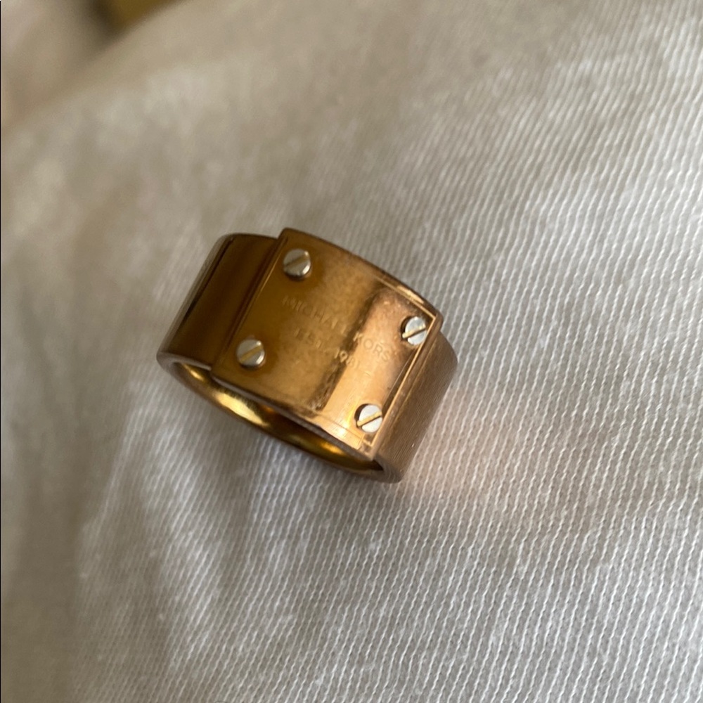 Pre-Loved MK Ring size 7